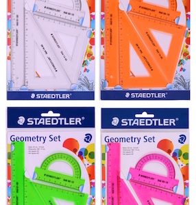 CAJÓN CON 100 JUEGOS DE GEOMETRÍA STAEDTLER COL. SURT.